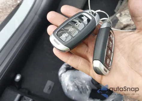 2025 Hyundai Venue Sel из США, поврежденный, VIN KMHRC8A33SU416685